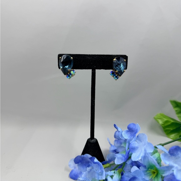 Jewelry - Blue Crystal With Aurora Borealis Finish Clip On Vintage Earrings